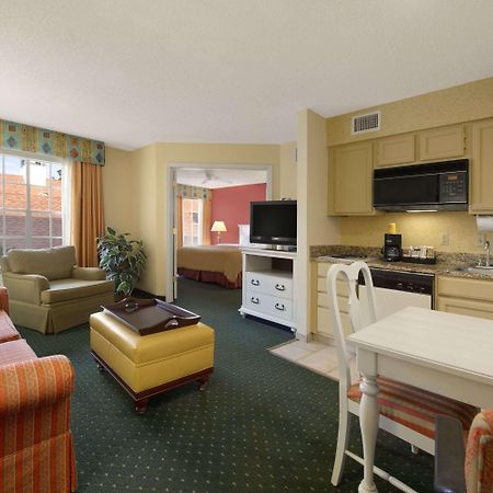 Hawthorn Suites By Wyndham Jacksonville Esterno foto
