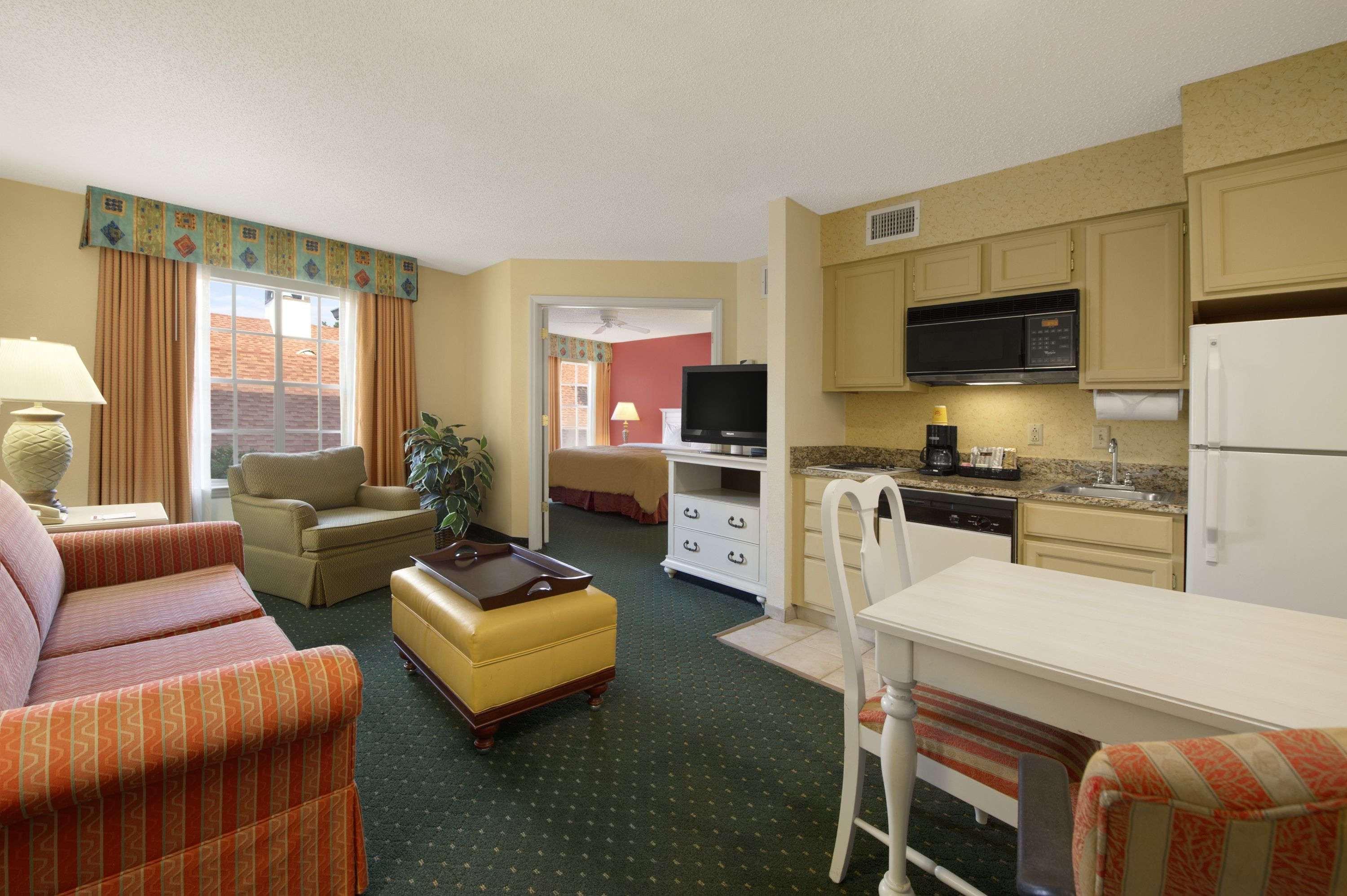Hawthorn Suites By Wyndham Jacksonville Esterno foto