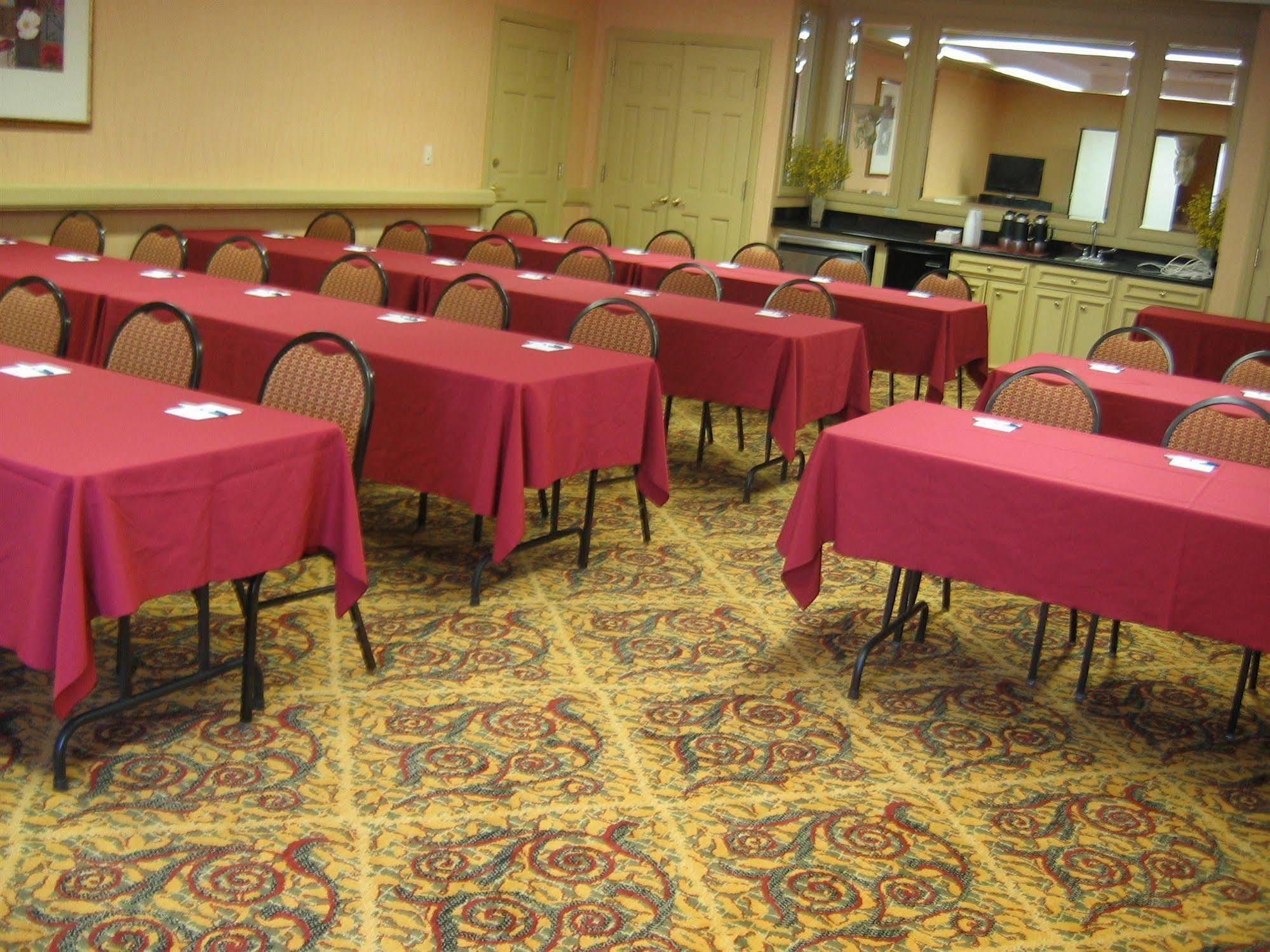 Hawthorn Suites By Wyndham Jacksonville Esterno foto