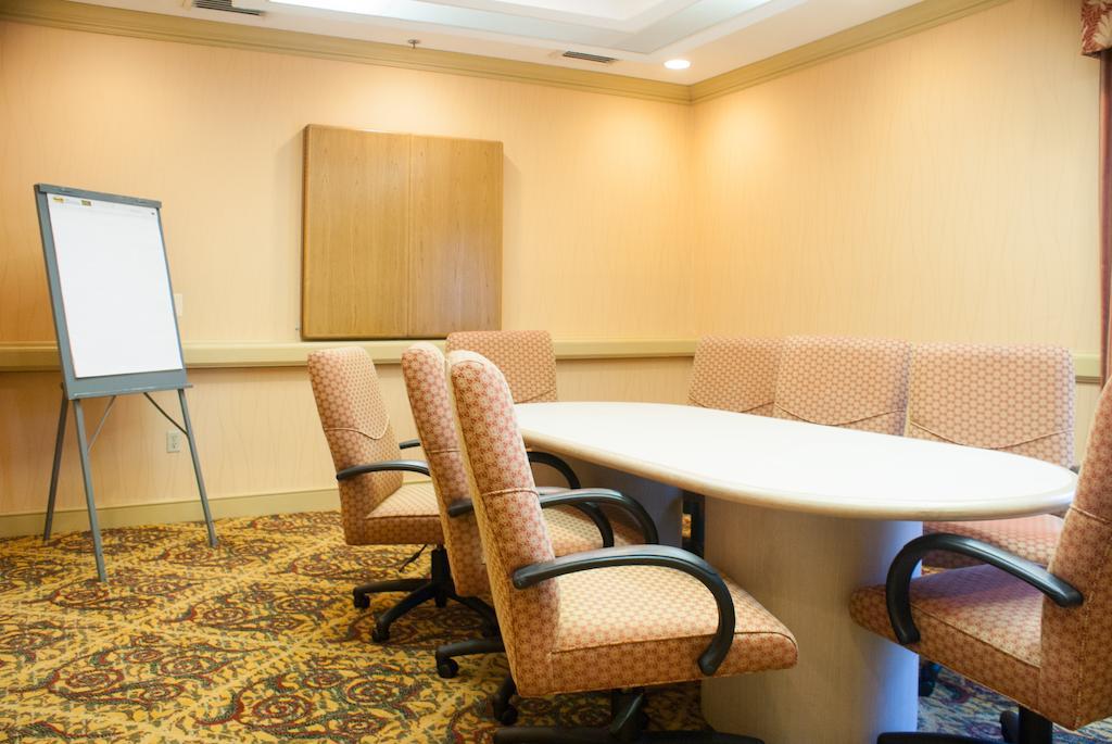 Hawthorn Suites By Wyndham Jacksonville Esterno foto