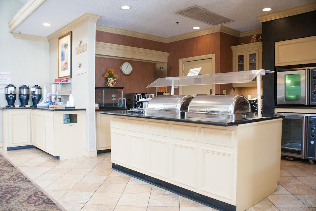Hawthorn Suites By Wyndham Jacksonville Esterno foto